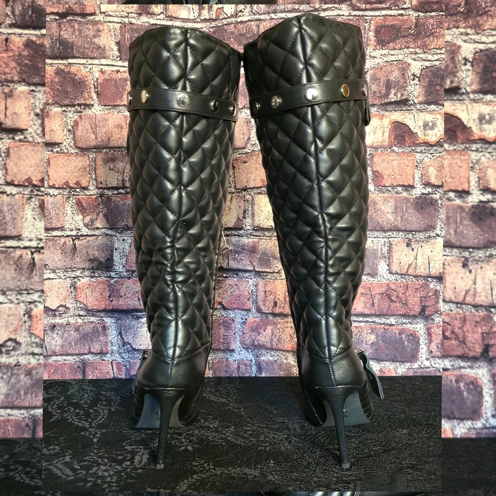 Azalea Wang Lyrical Stiletto Boots - Picture 5 of 12